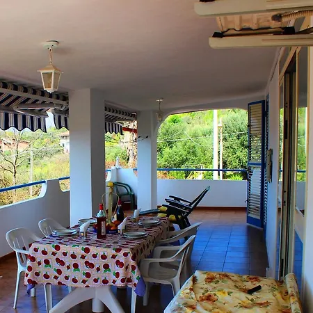 Locazione Turistica Clara Con Vista Mare